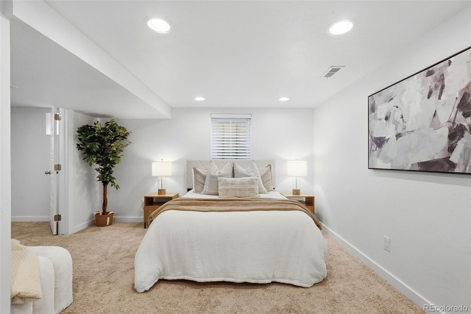 MLS Image #21 for 3030  newport street,denver, Colorado
