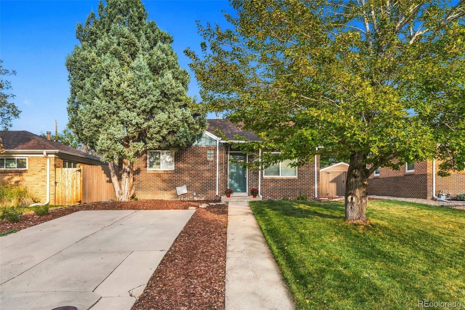 MLS Image #36 for 3030  newport street,denver, Colorado
