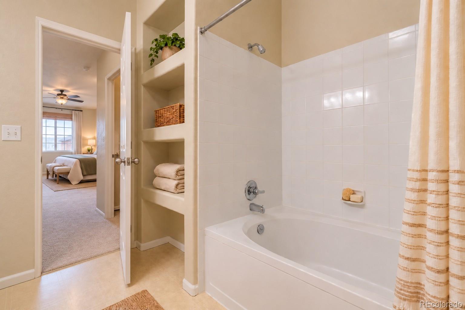 MLS Image #12 for 5255  memphis street,denver, Colorado