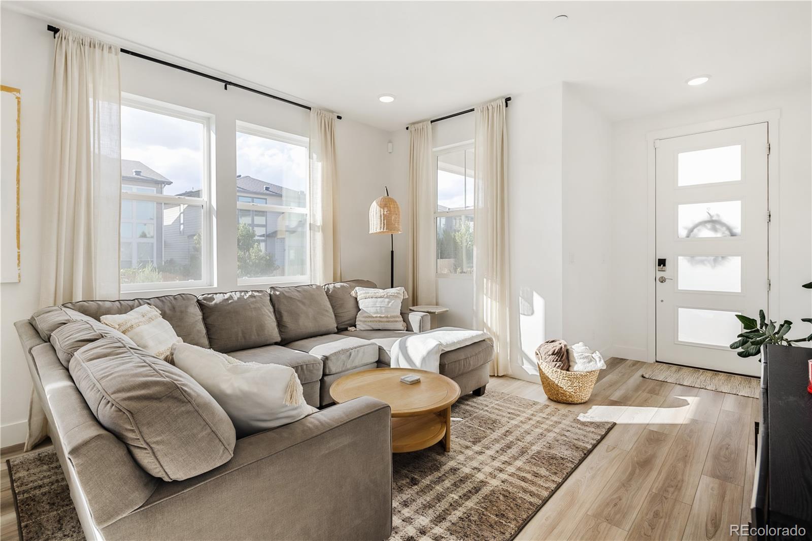 MLS Image #15 for 2677 w 67th place ,denver, Colorado