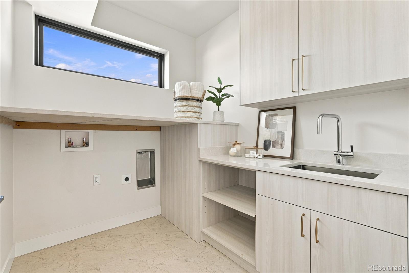 MLS Image #32 for 1608 s washington street,denver, Colorado
