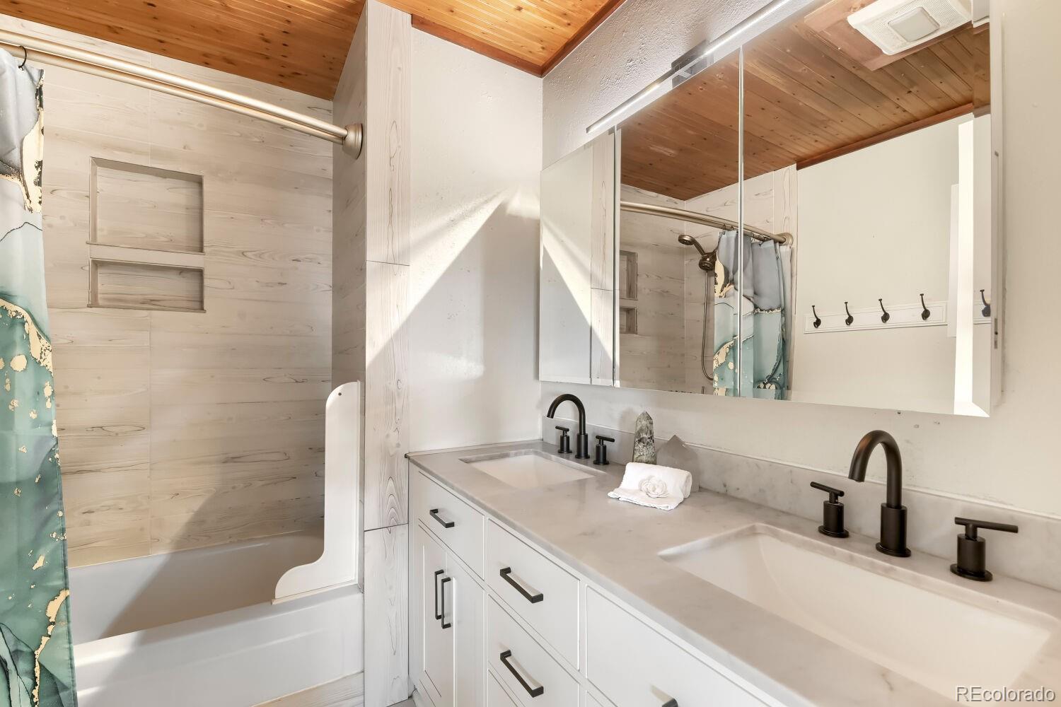 MLS Image #11 for 4919  county road 24 3/4 ,longmont, Colorado