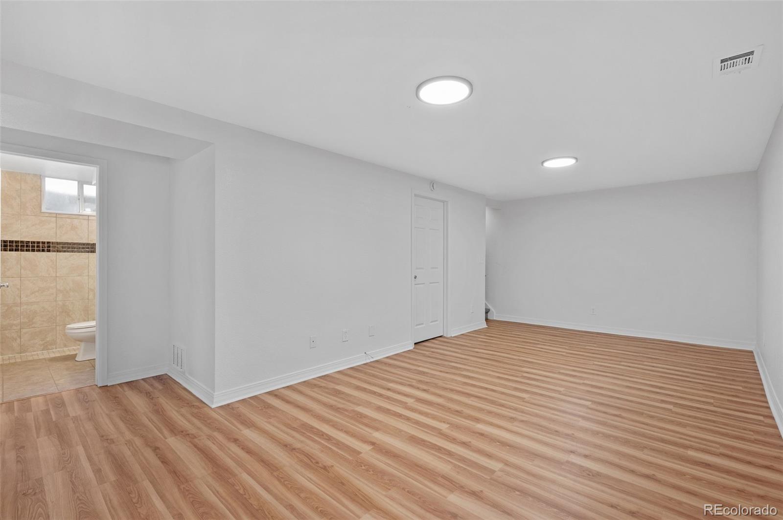 MLS Image #19 for 5504  sable street,denver, Colorado
