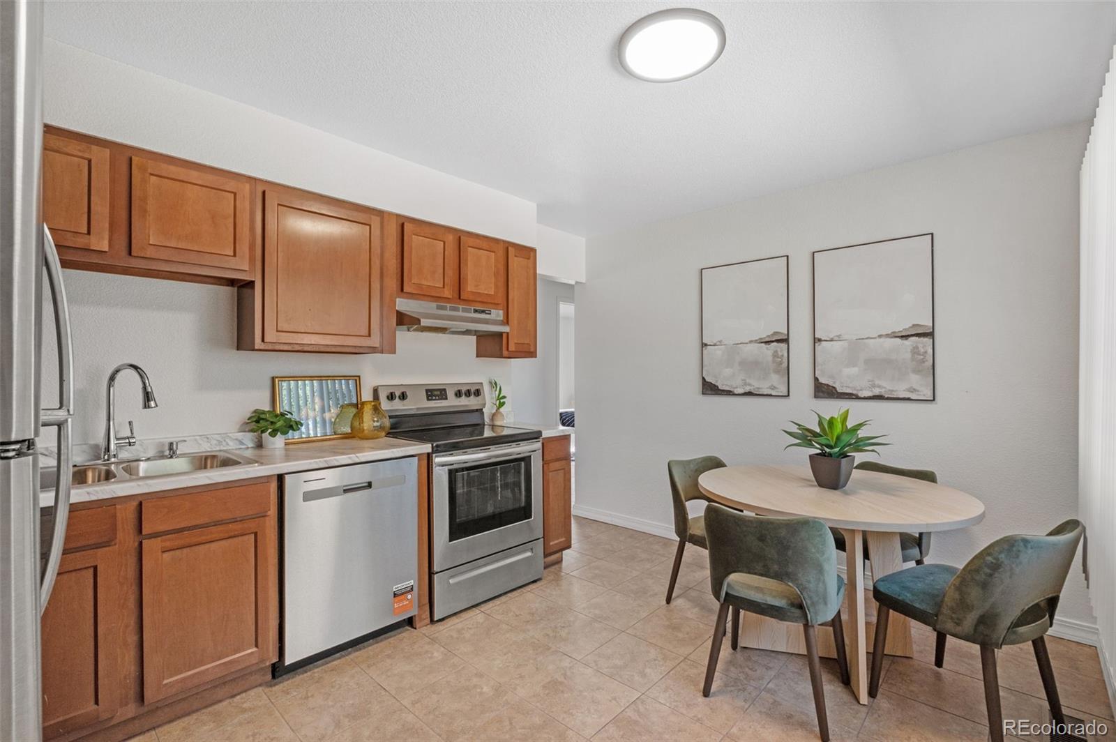 MLS Image #9 for 5504  sable street,denver, Colorado
