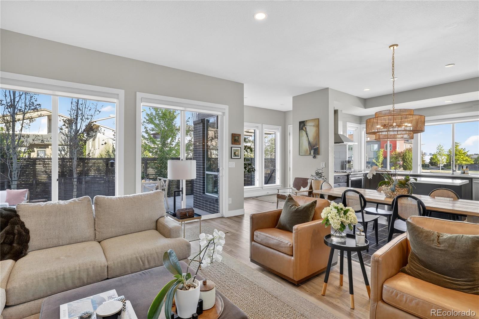 MLS Image #14 for 6601  fern ,denver, Colorado