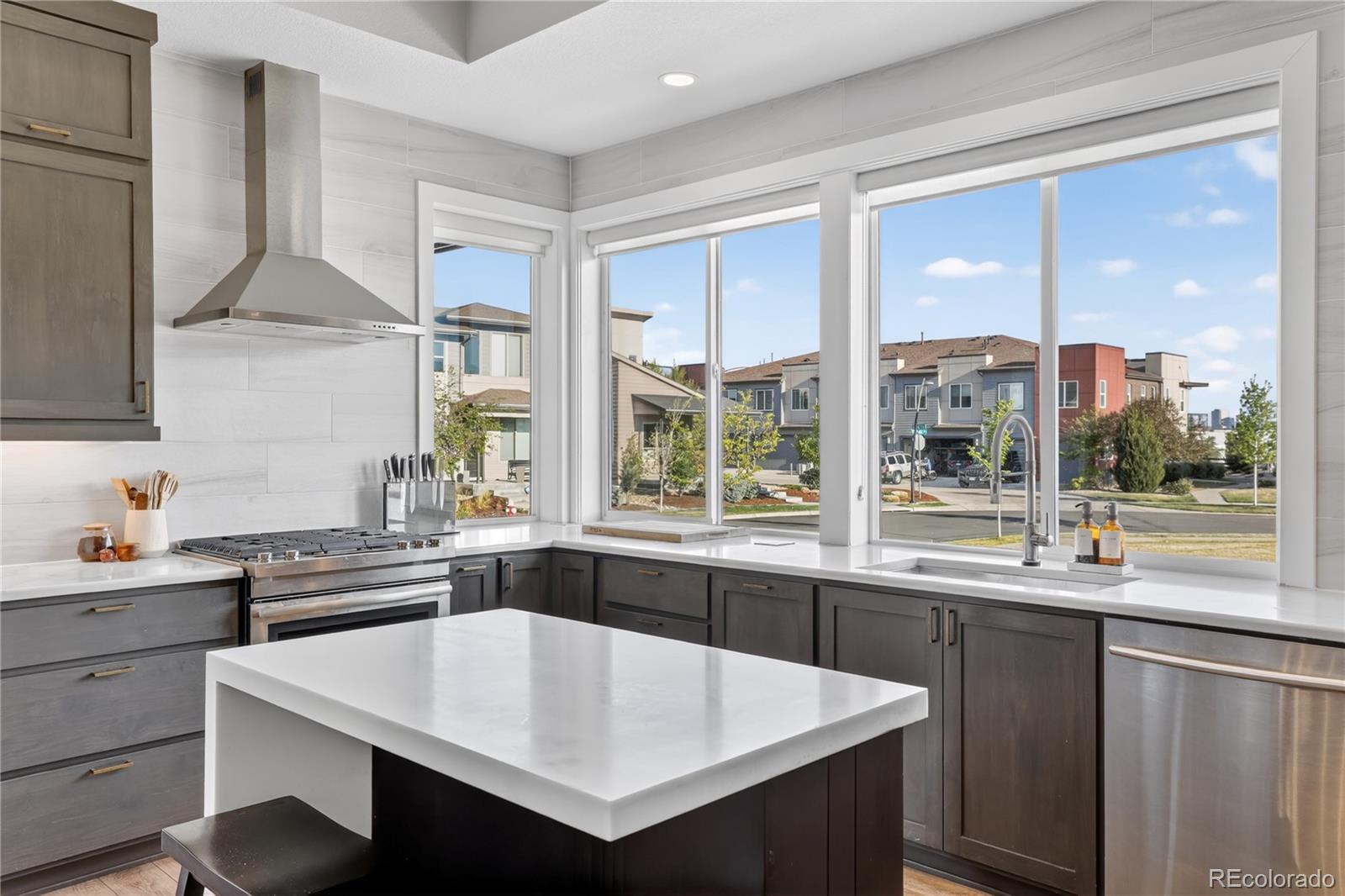 MLS Image #7 for 6601  fern ,denver, Colorado