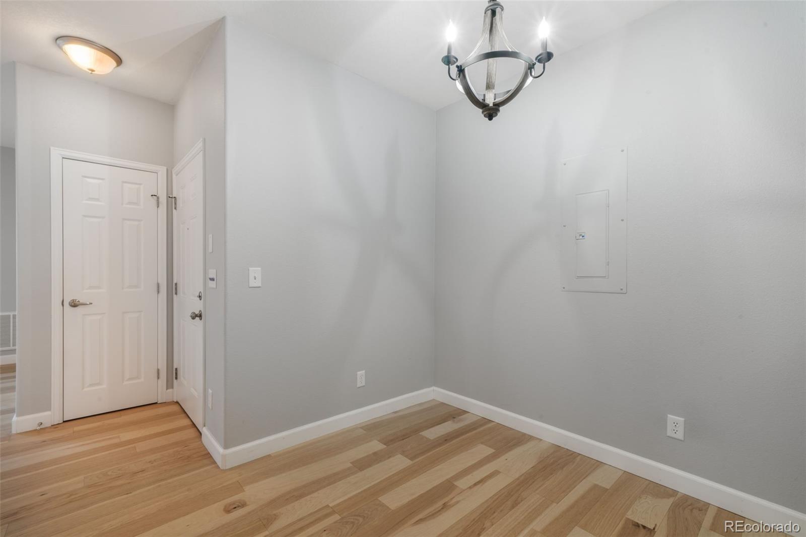 MLS Image #16 for 19303 e college drive,aurora, Colorado