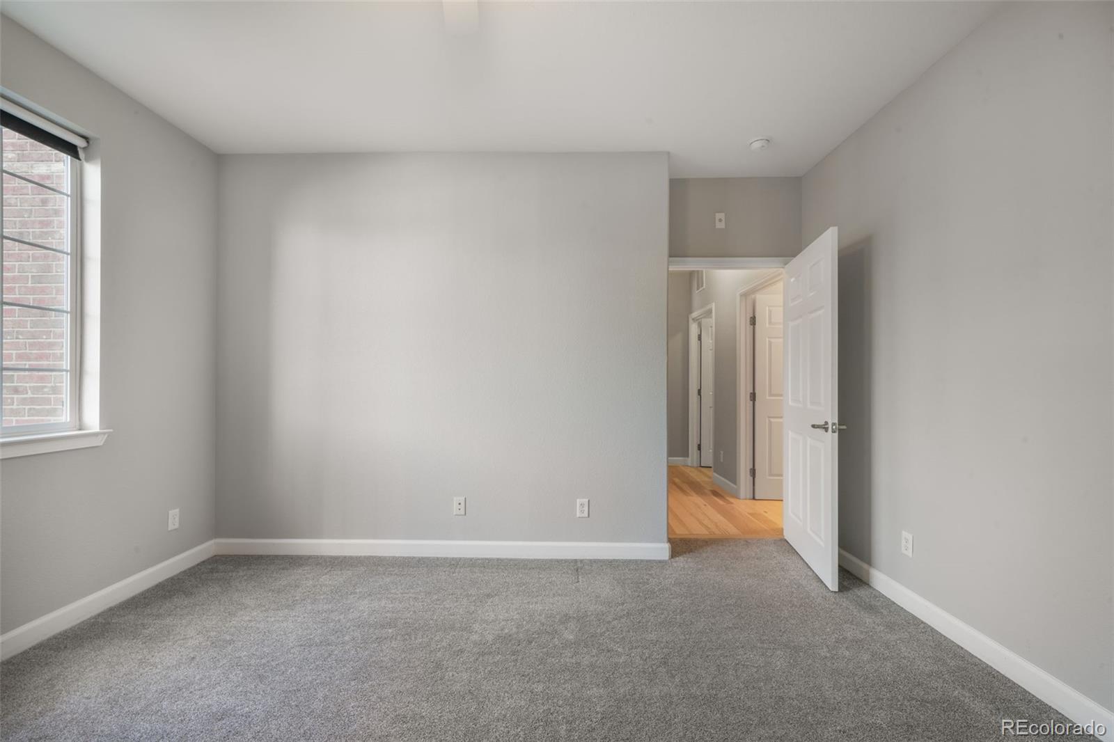 MLS Image #30 for 19303 e college drive,aurora, Colorado