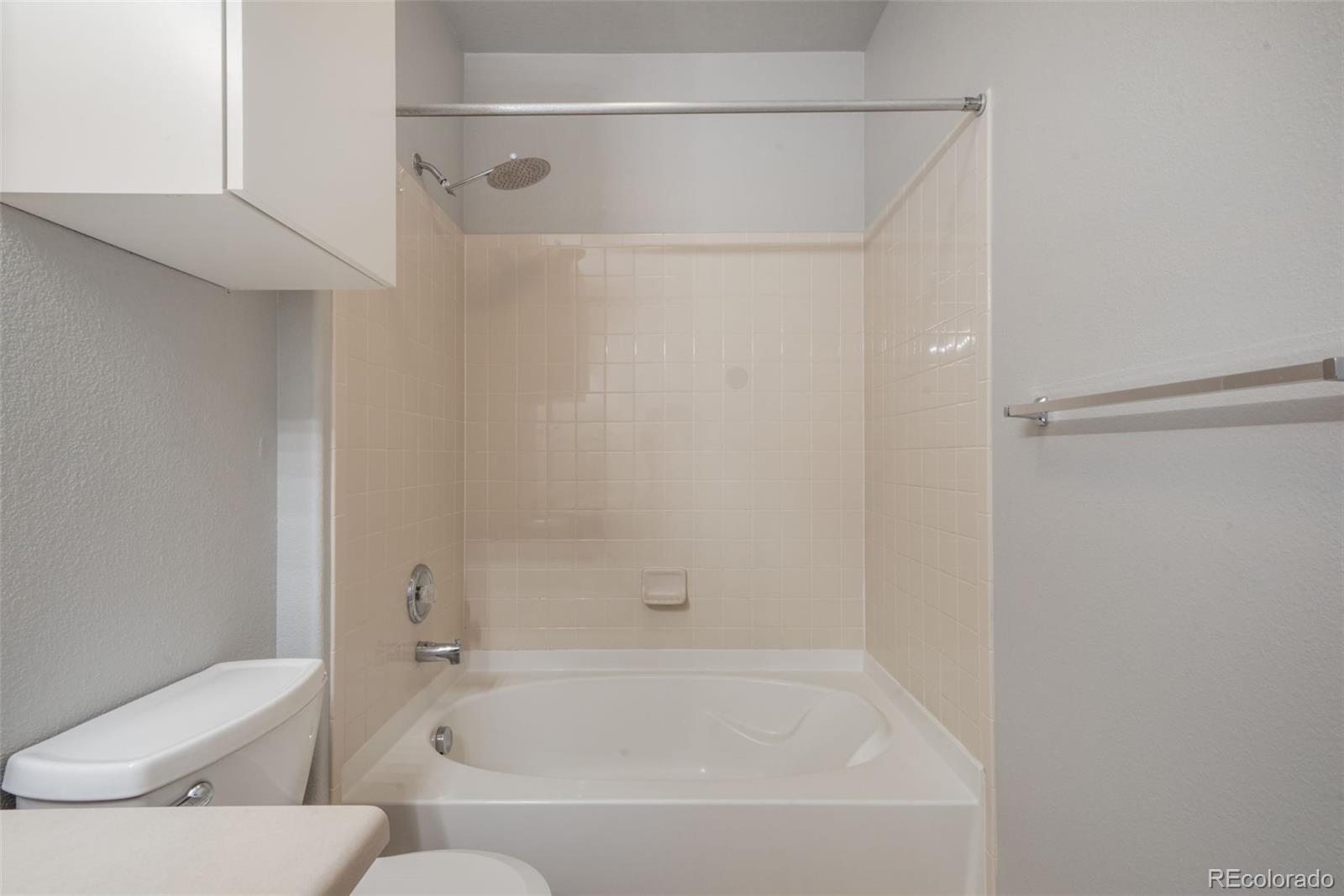 MLS Image #33 for 19303 e college drive,aurora, Colorado