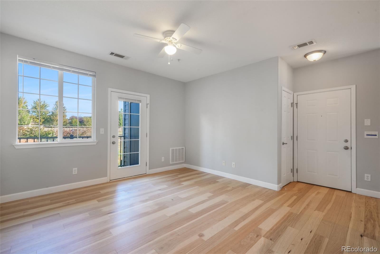 MLS Image #4 for 19303 e college drive,aurora, Colorado