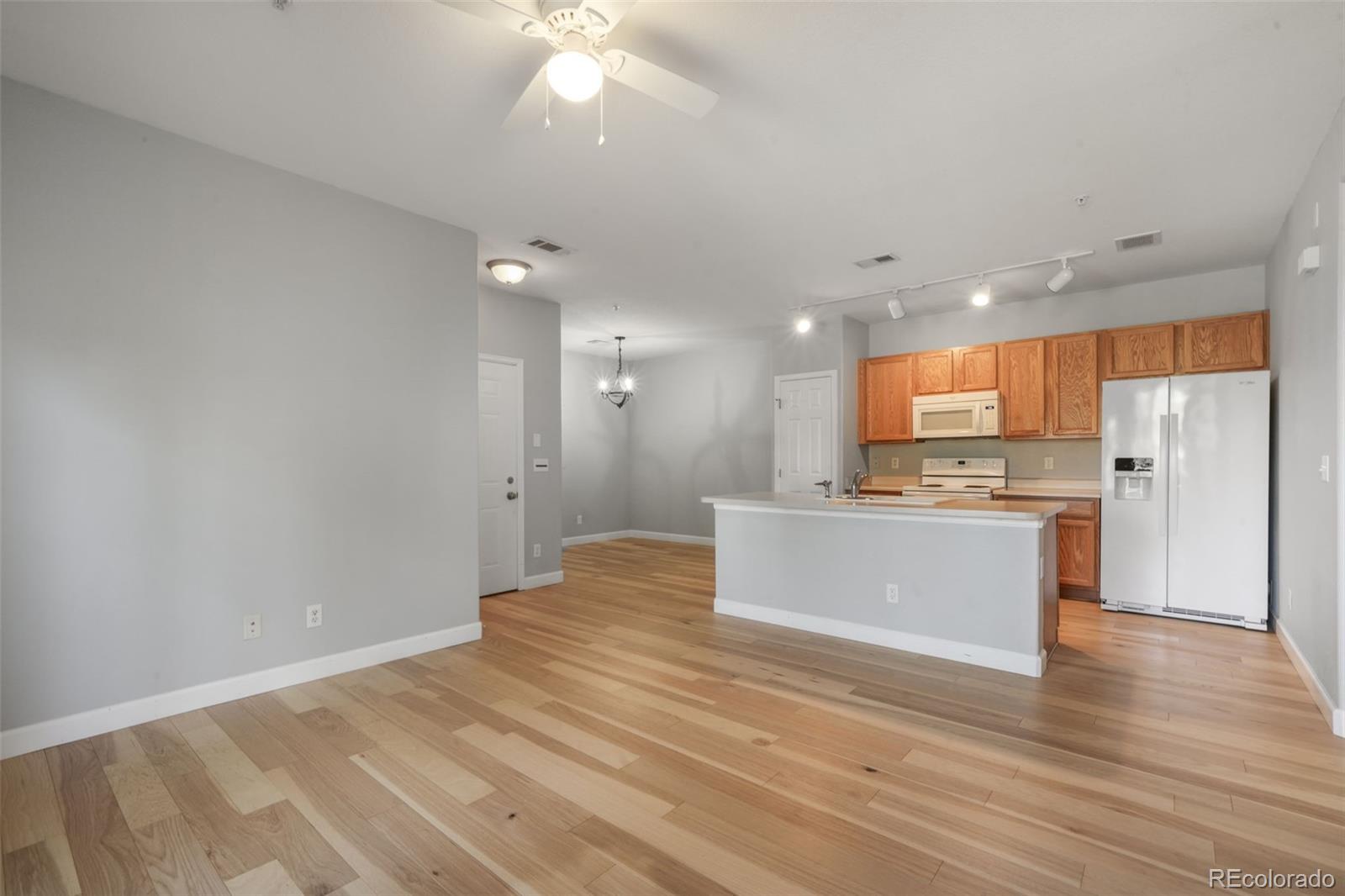 MLS Image #8 for 19303 e college drive,aurora, Colorado