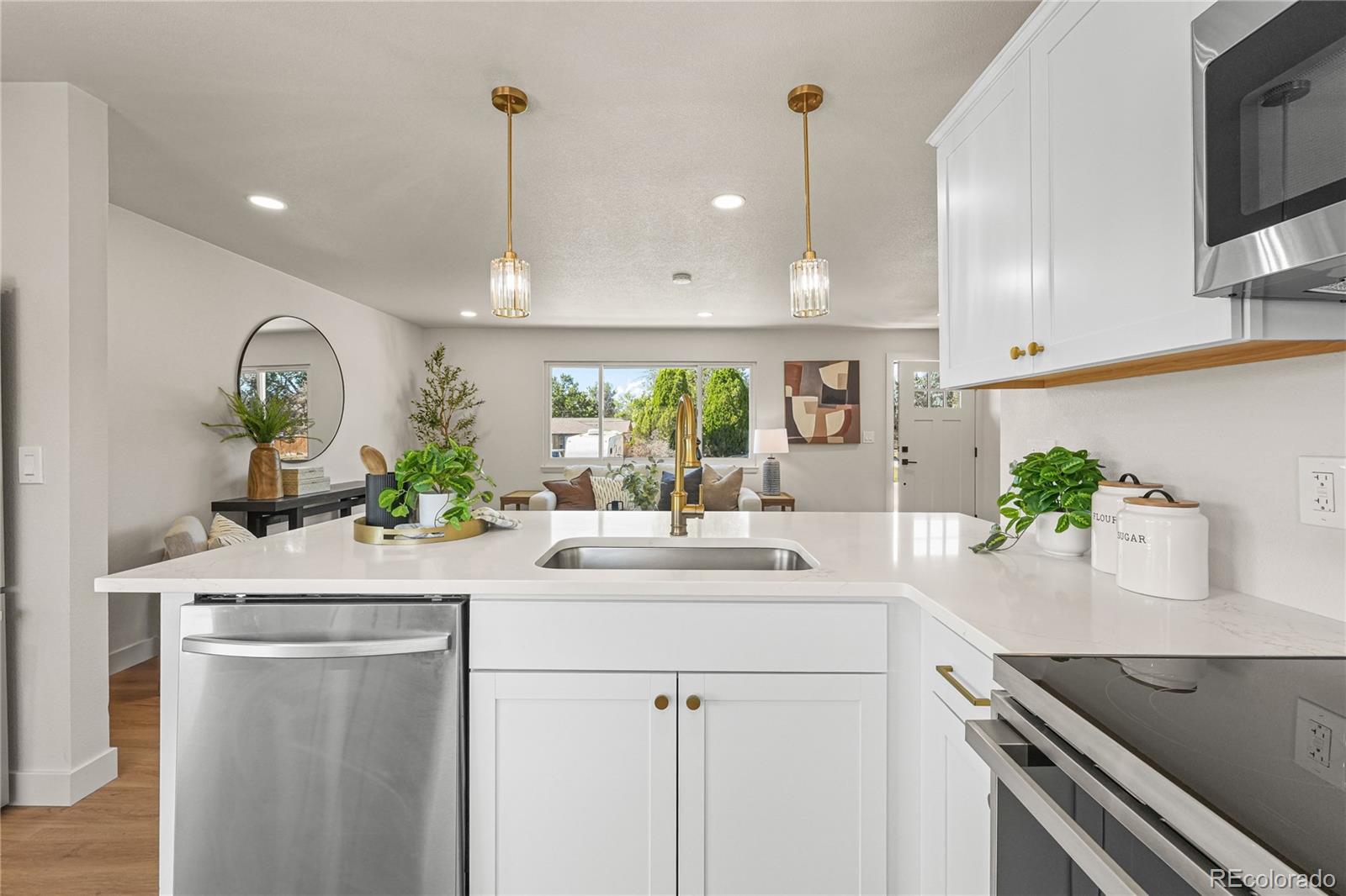 MLS Image #11 for 8506  sheridan court,arvada, Colorado