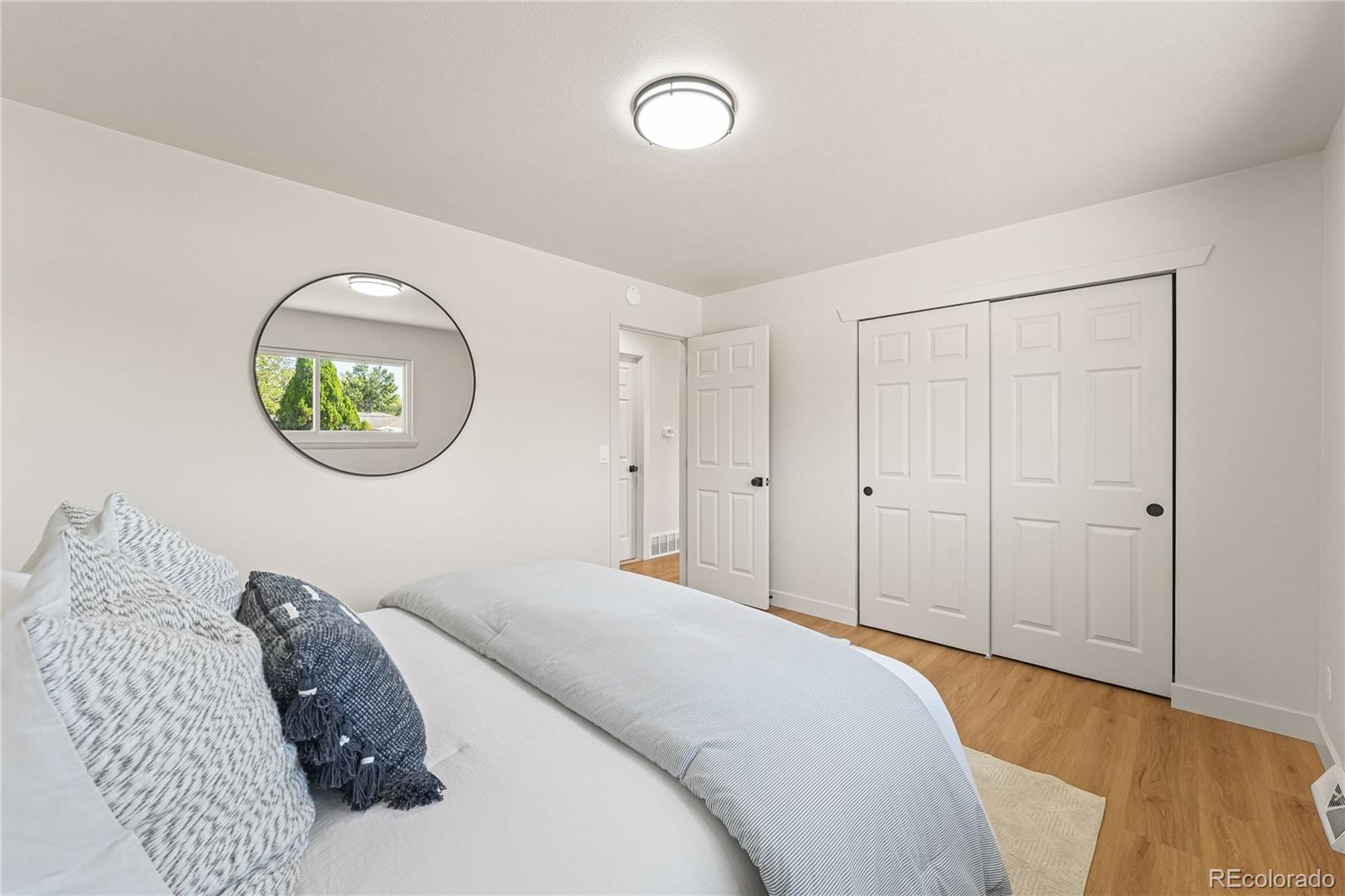 MLS Image #13 for 8506  sheridan court,arvada, Colorado