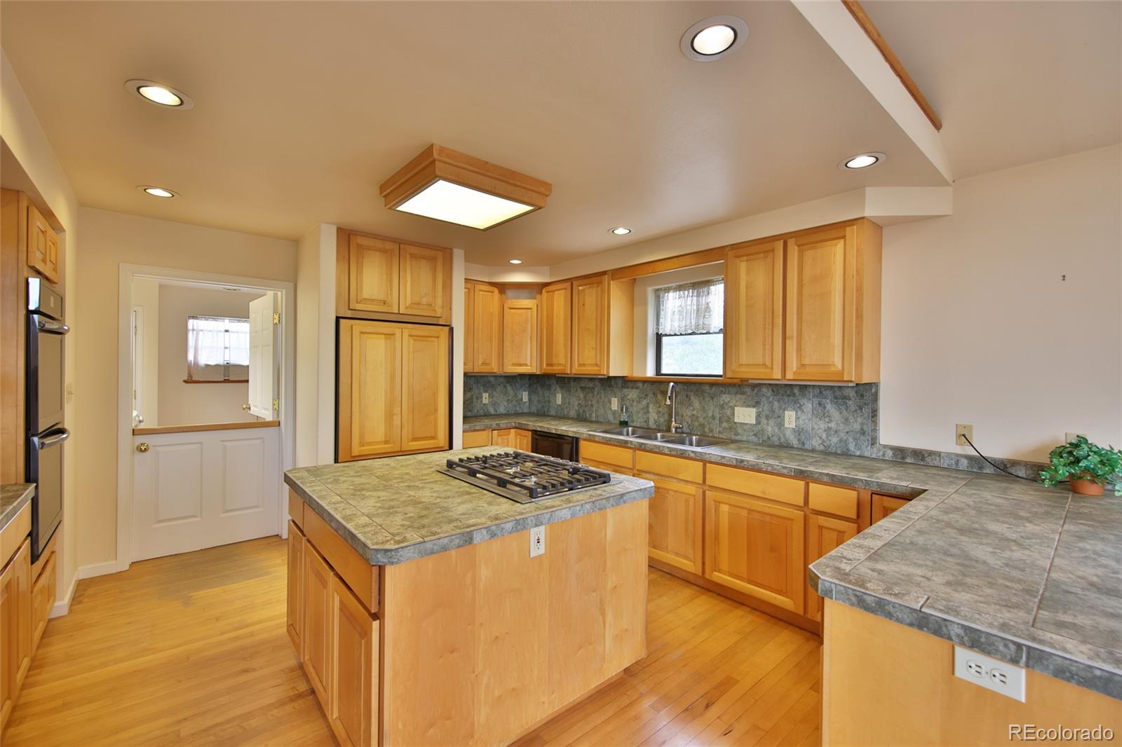 MLS Image #12 for 51755  ke road,mesa, Colorado