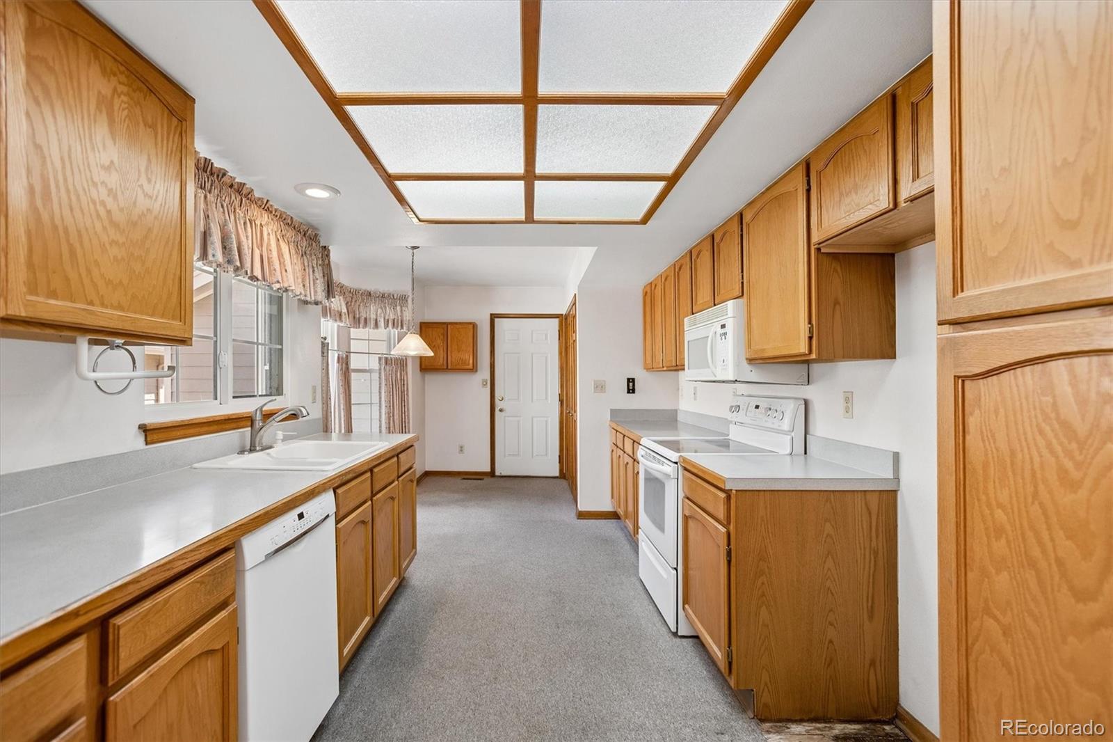 MLS Image #10 for 3327 w 114th circle,westminster, Colorado