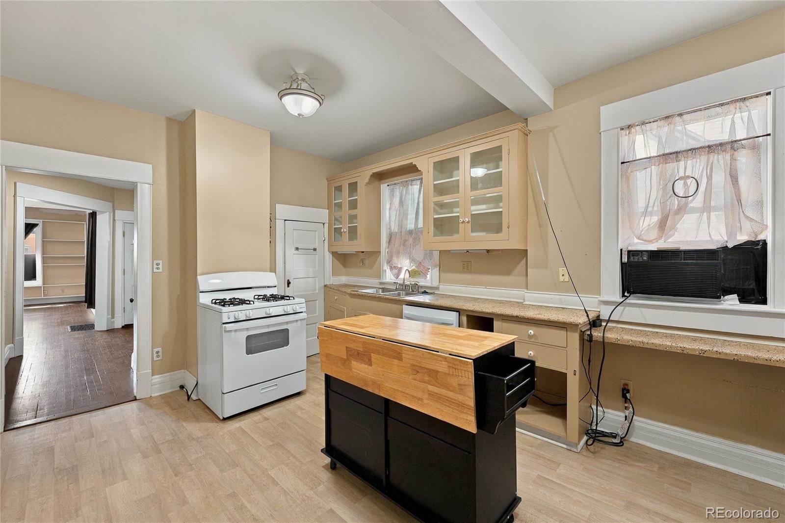MLS Image #13 for 212 s spruce street,trinidad, Colorado