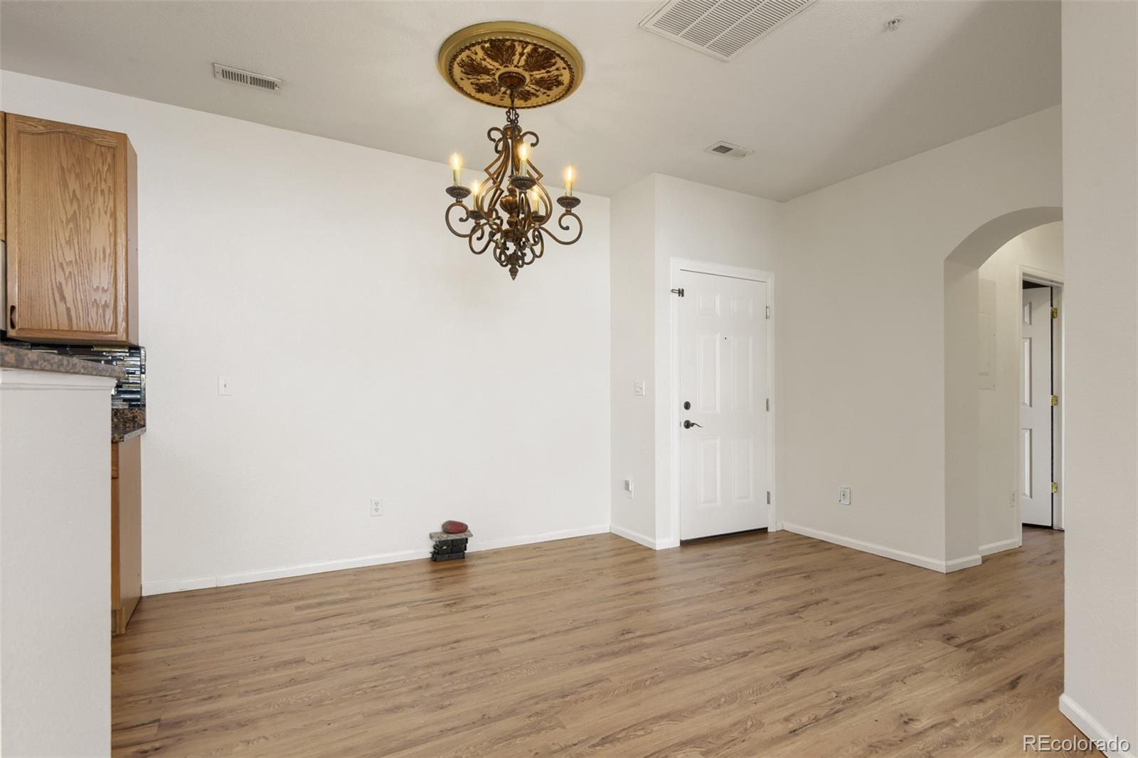MLS Image #7 for 14221 e 1st drive,aurora, Colorado