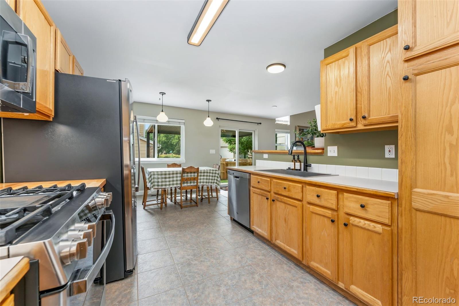 MLS Image #12 for 2001  skye court,fort collins, Colorado