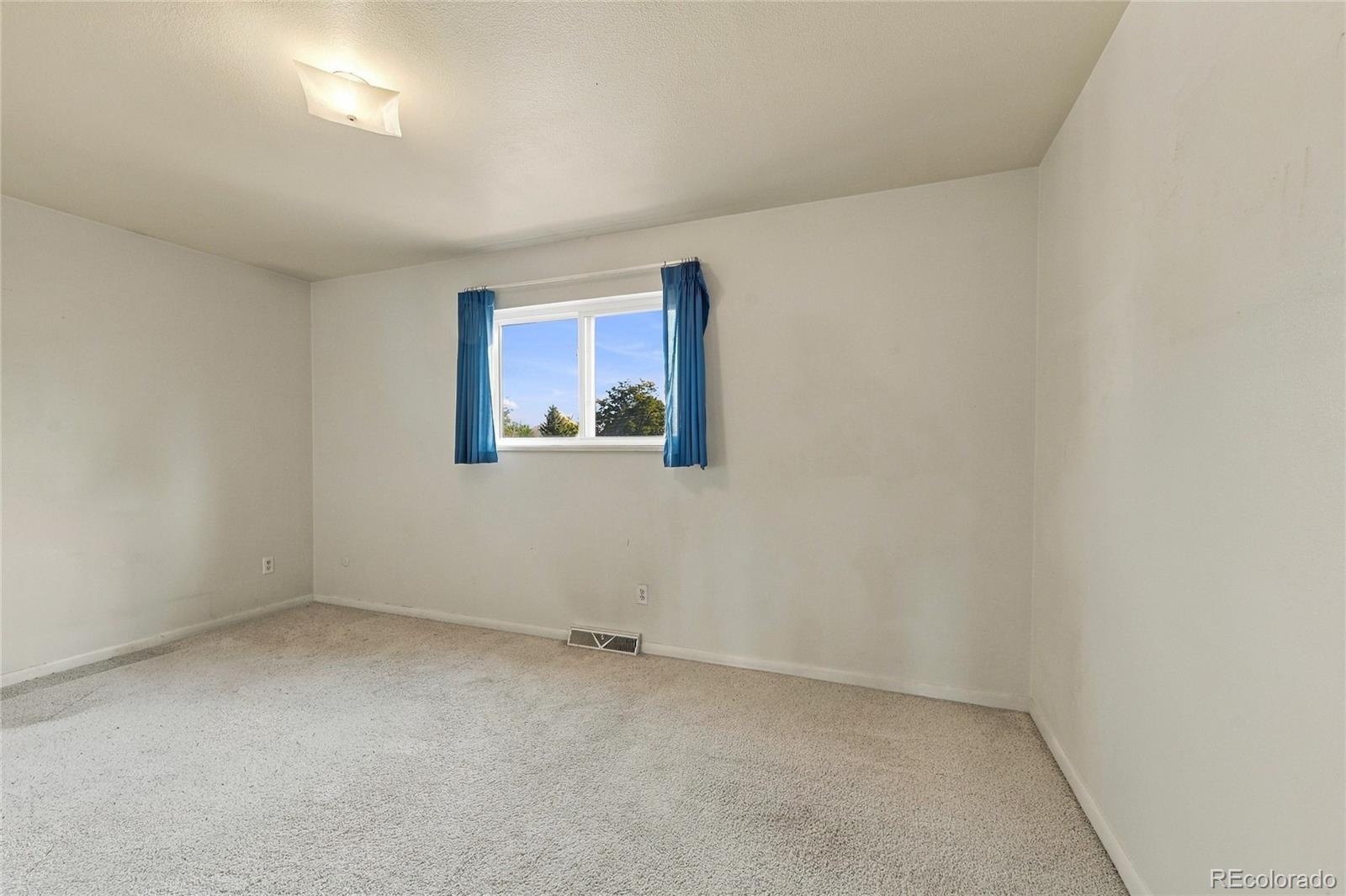 MLS Image #18 for 2404  van buren avenue,loveland, Colorado