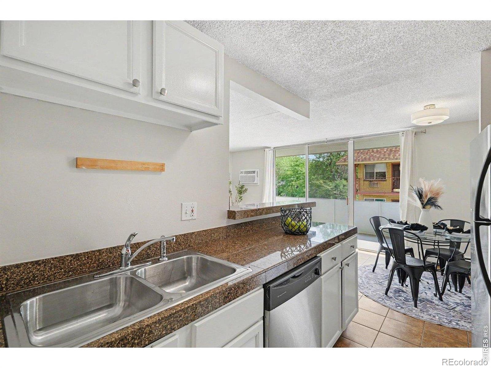 MLS Image #3 for 1267 n lafayette street 302,denver, Colorado
