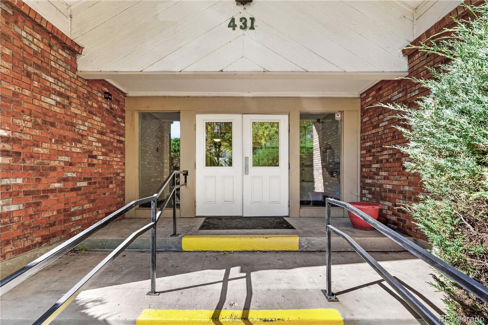 MLS Image #3 for 431 s kalispell way,aurora, Colorado