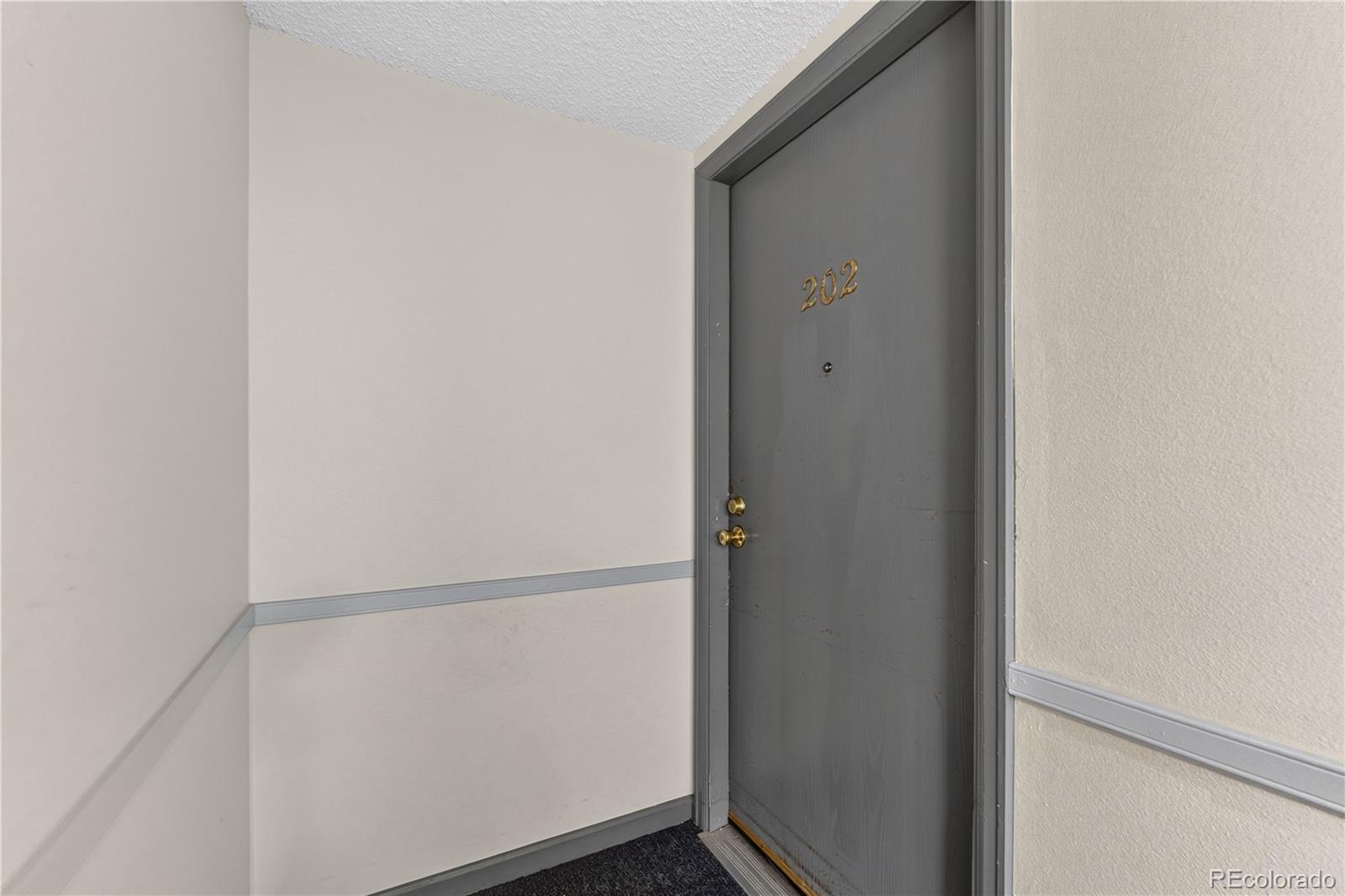 MLS Image #7 for 431 s kalispell way,aurora, Colorado
