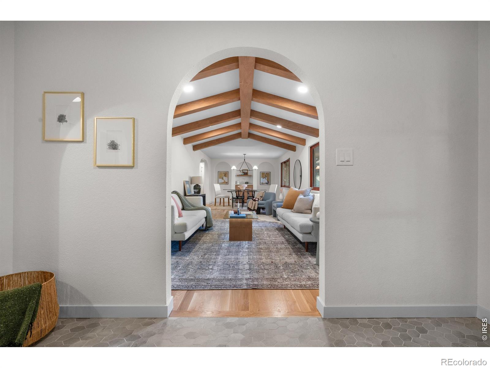 MLS Image #13 for 3701 s peach way,denver, Colorado