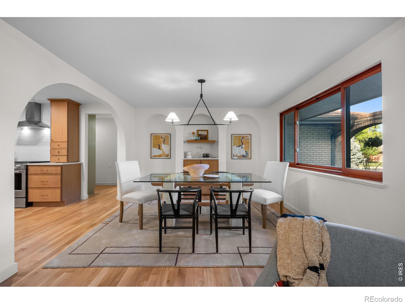 MLS Image #14 for 3701 s peach way,denver, Colorado