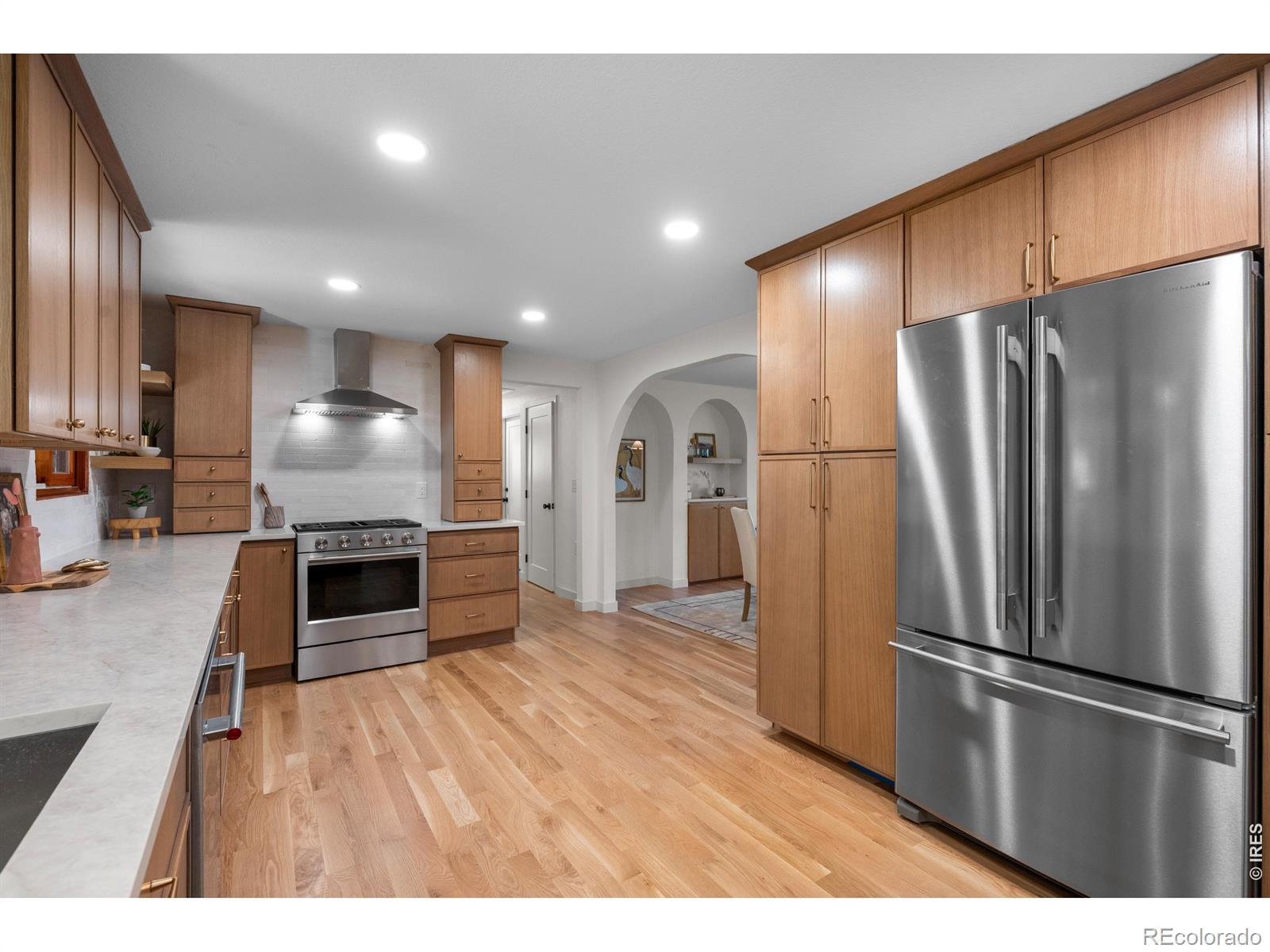 MLS Image #16 for 3701 s peach way,denver, Colorado