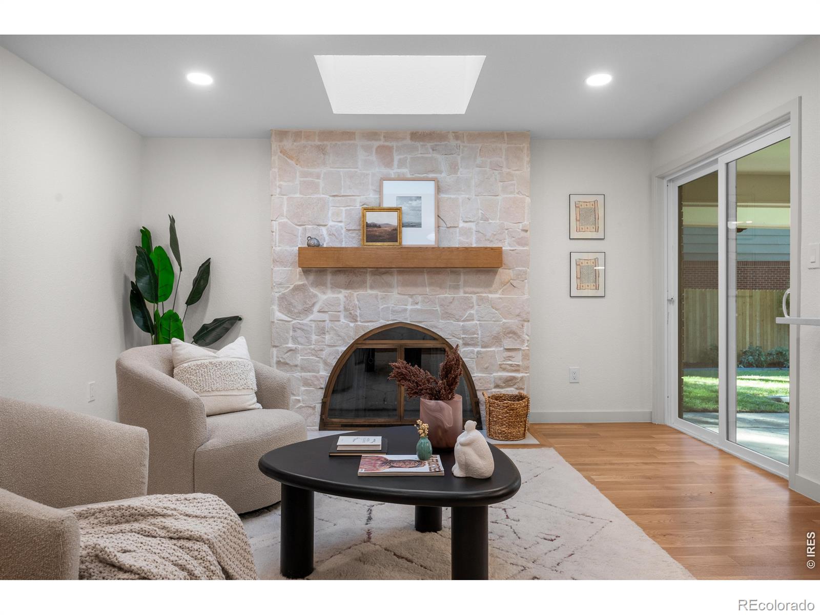 MLS Image #21 for 3701 s peach way,denver, Colorado