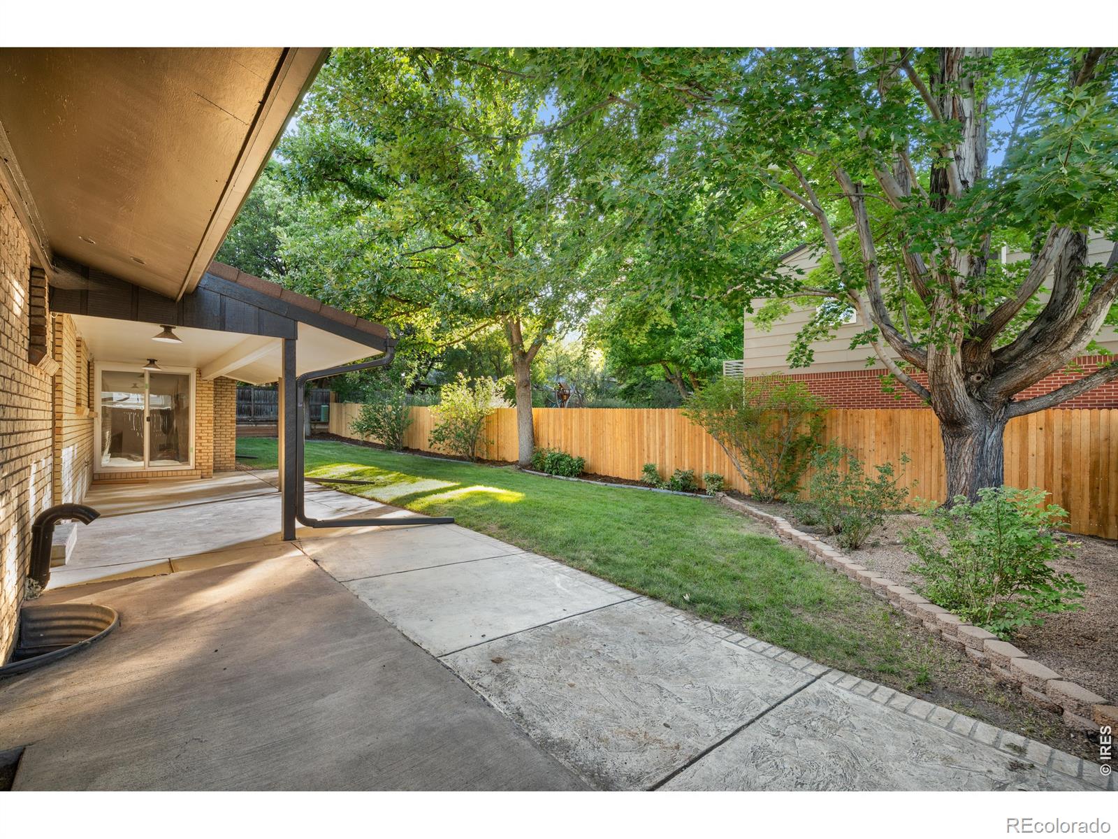MLS Image #45 for 3701 s peach way,denver, Colorado