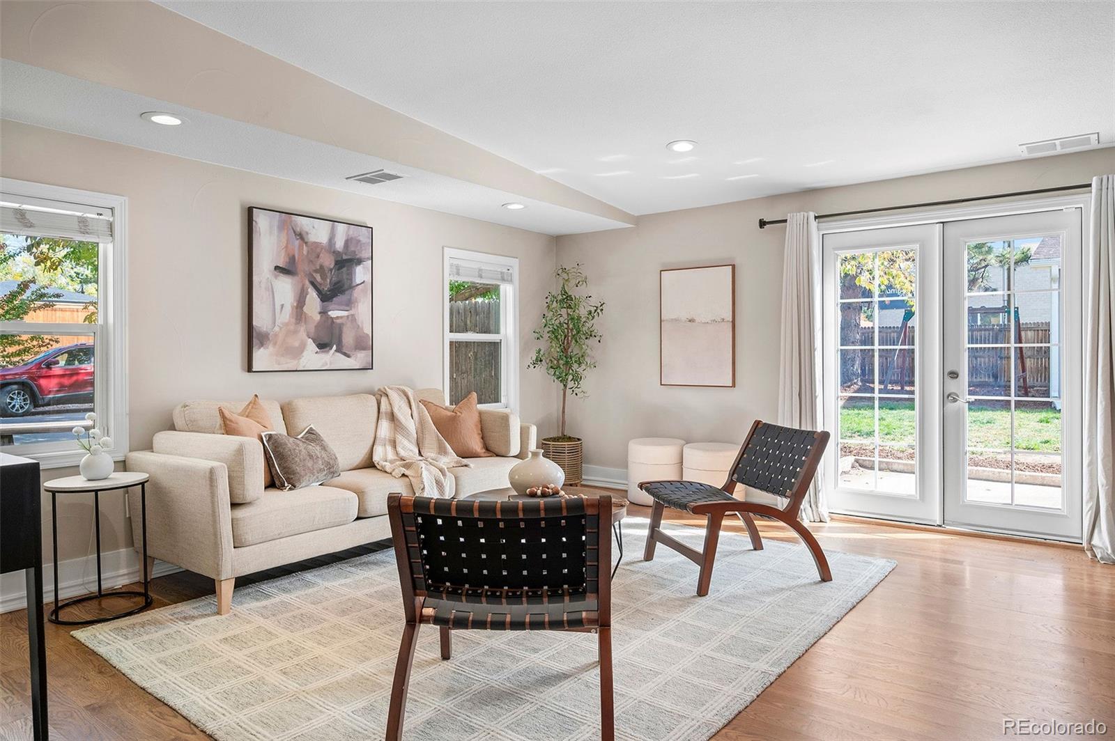 MLS Image #15 for 1302 s elizabeth street,denver, Colorado