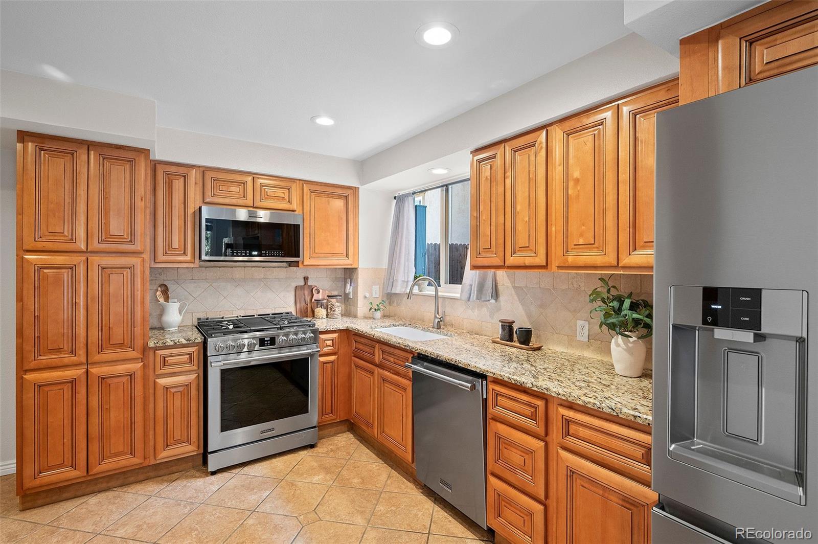 MLS Image #9 for 1302 s elizabeth street,denver, Colorado