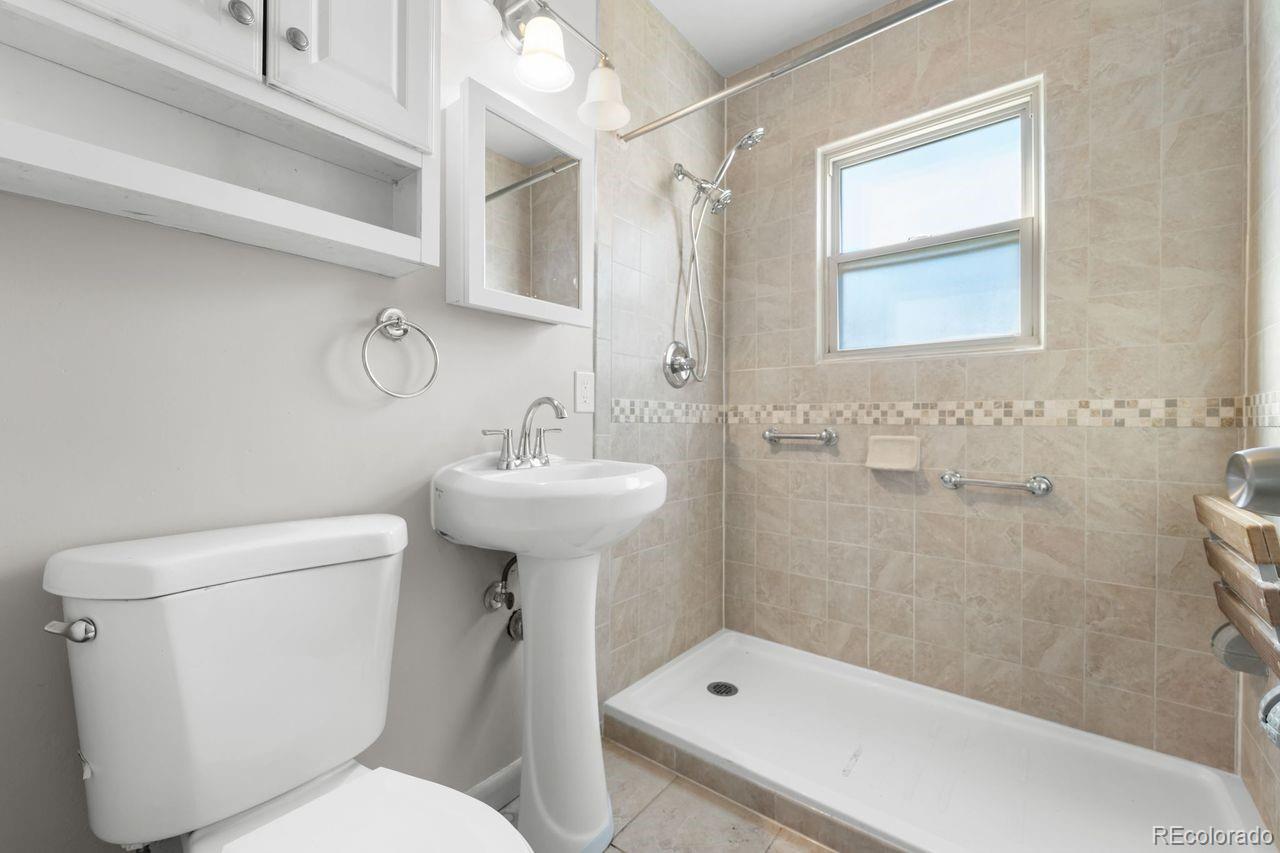 MLS Image #14 for 775 s utica street,denver, Colorado