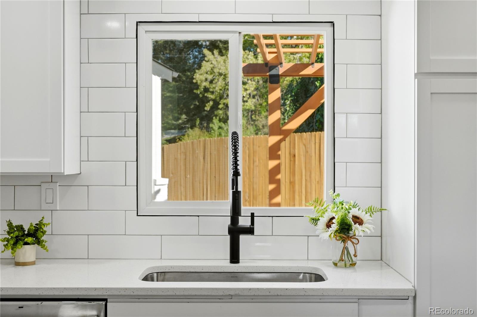 MLS Image #14 for 5590  clear creek drive,denver, Colorado
