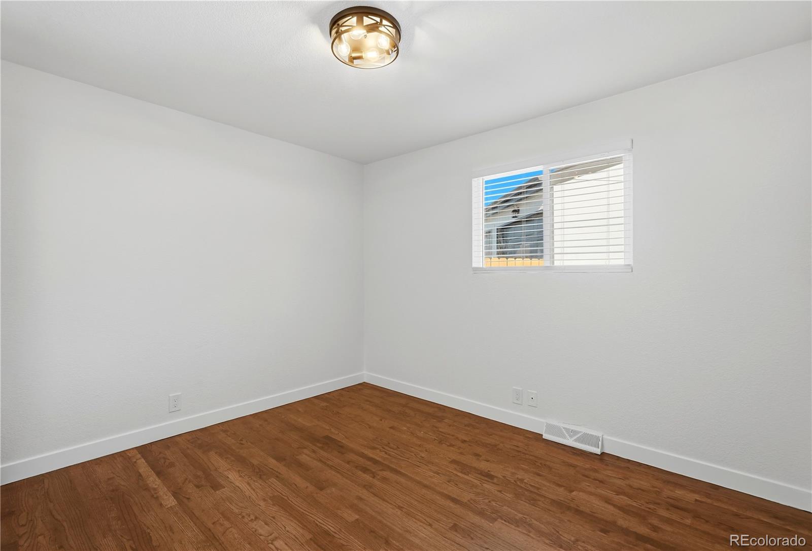 MLS Image #21 for 5590  clear creek drive,denver, Colorado
