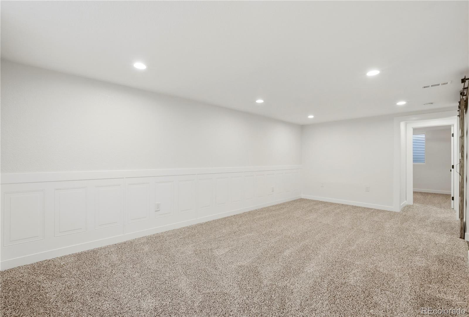 MLS Image #24 for 5590  clear creek drive,denver, Colorado