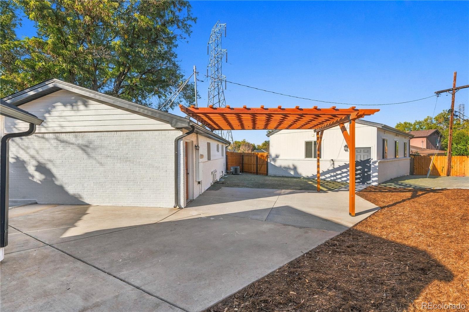MLS Image #35 for 5590  clear creek drive,denver, Colorado