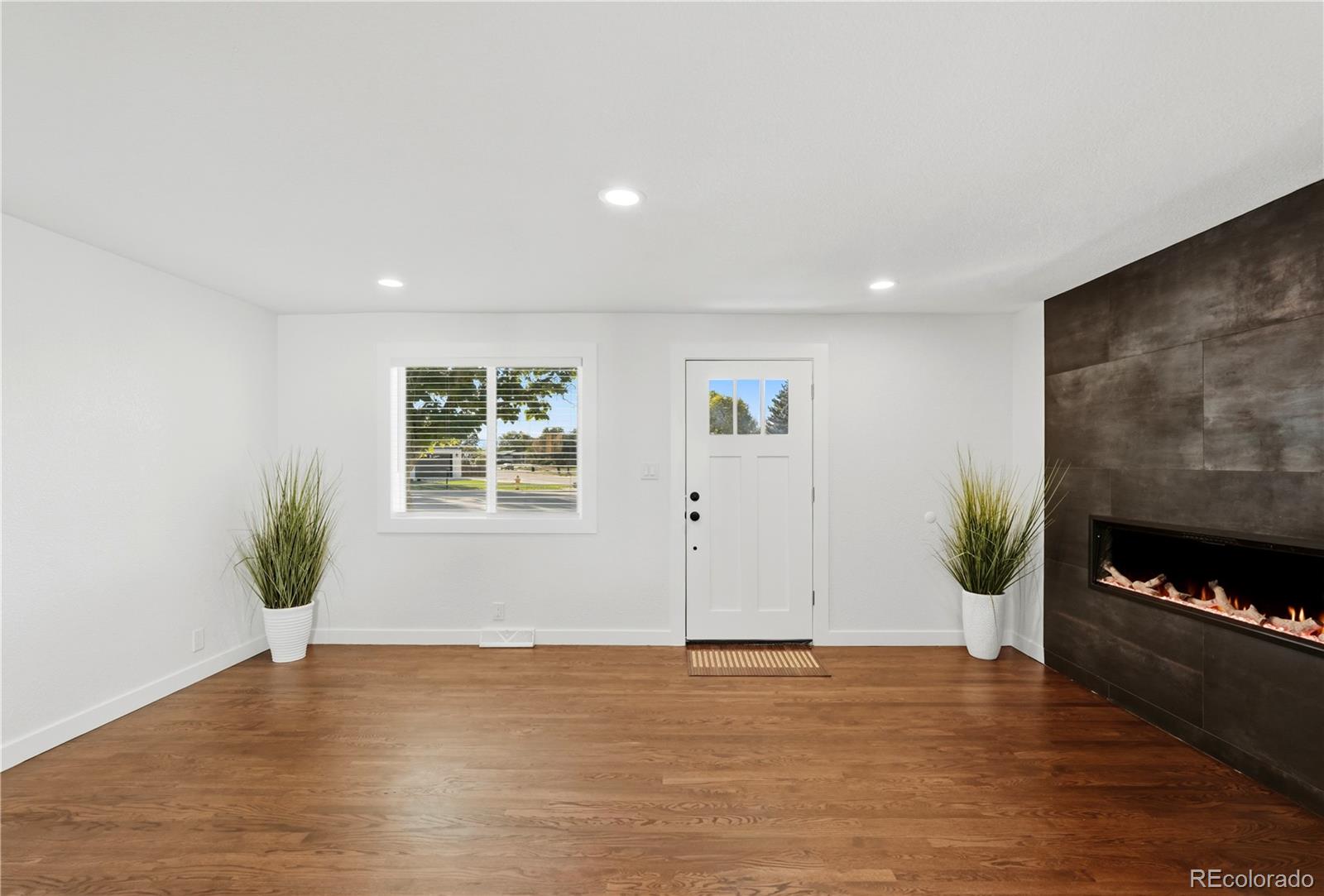 MLS Image #6 for 5590  clear creek drive,denver, Colorado
