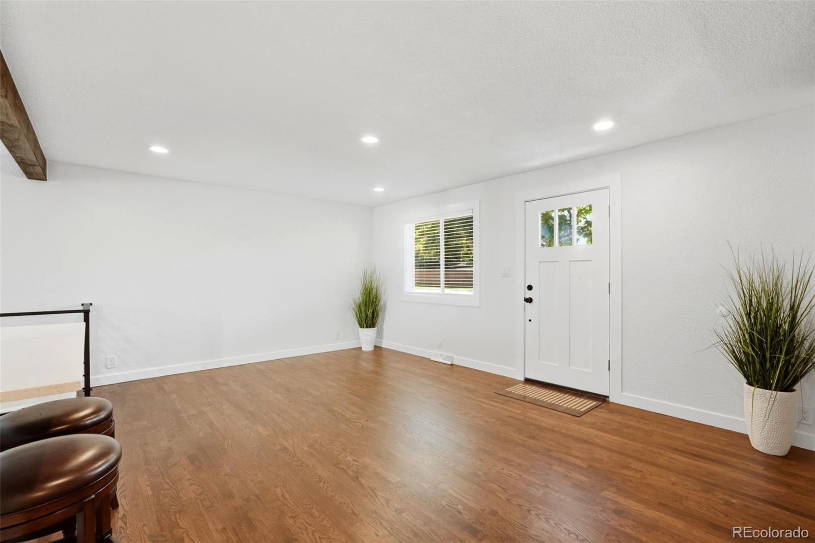 MLS Image #7 for 5590  clear creek drive,denver, Colorado