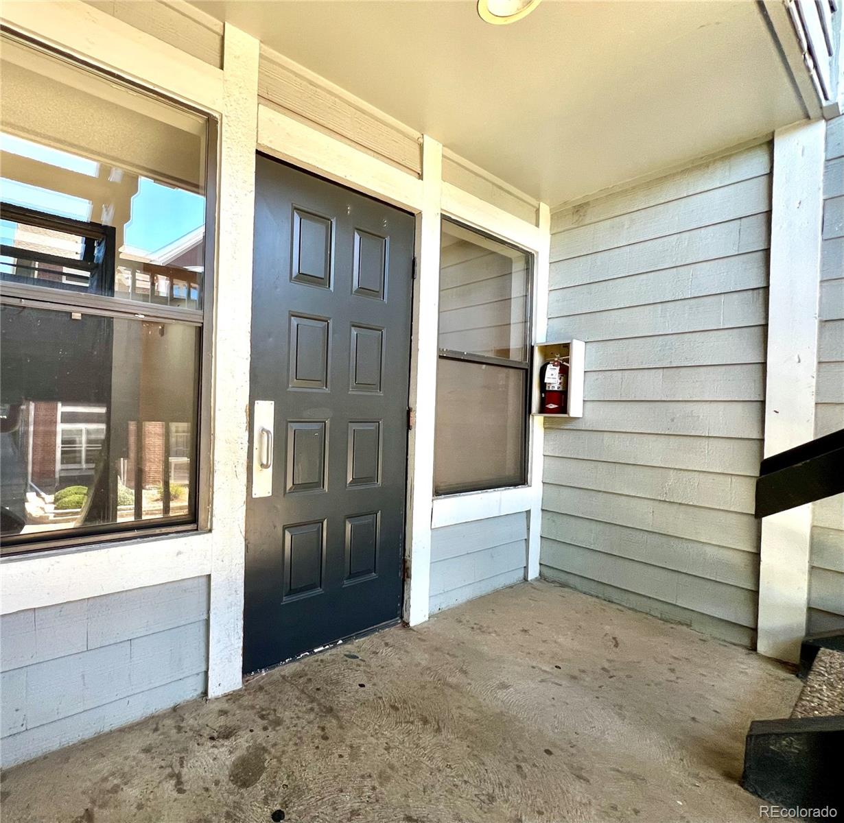 MLS Image #2 for 14437 e 1st drive,aurora, Colorado