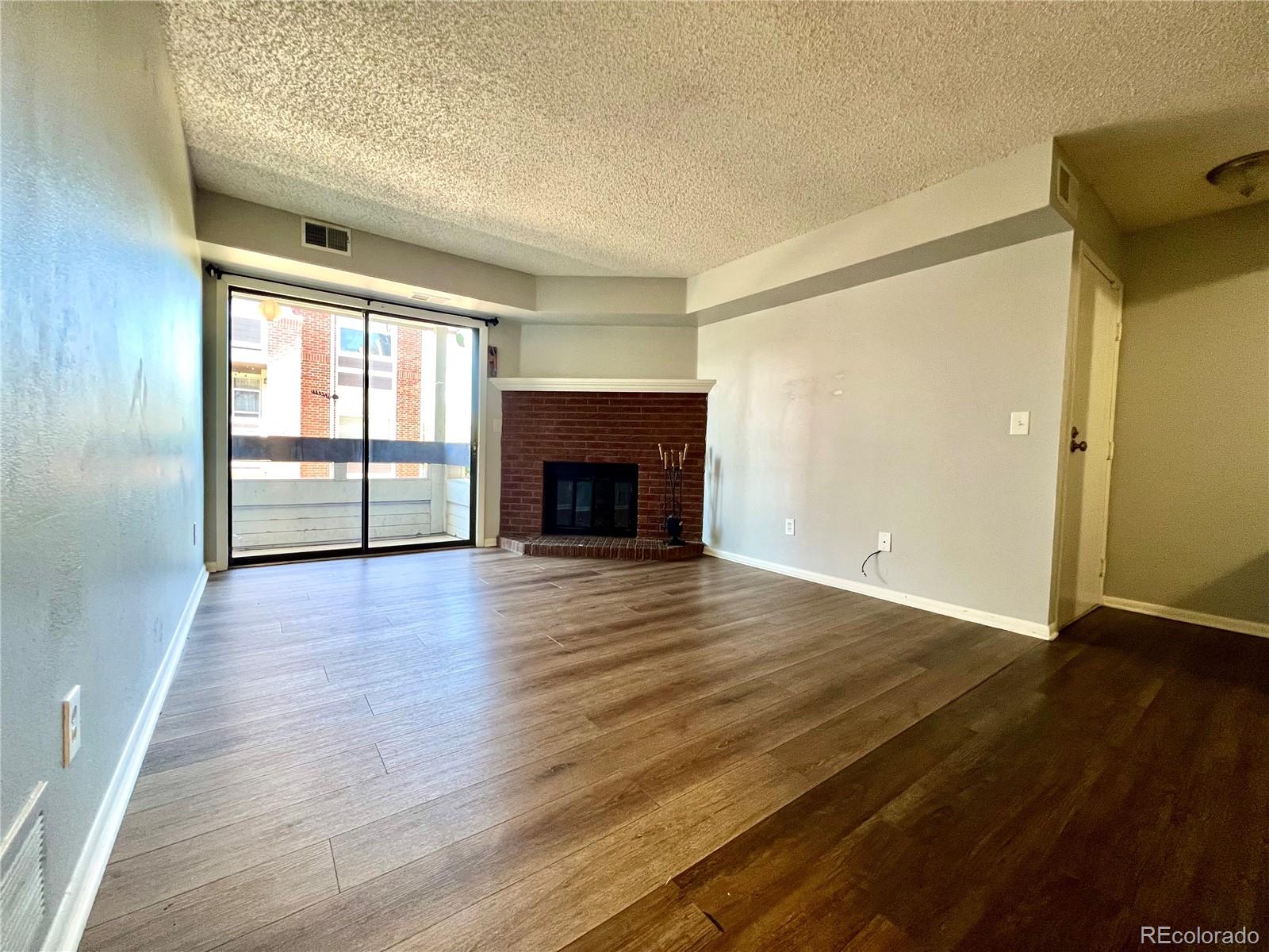 MLS Image #4 for 14437 e 1st drive,aurora, Colorado