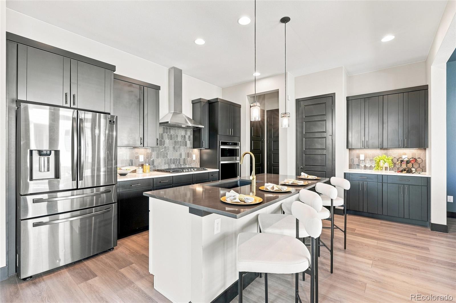 MLS Image #10 for 21412 e 61st drive,aurora, Colorado