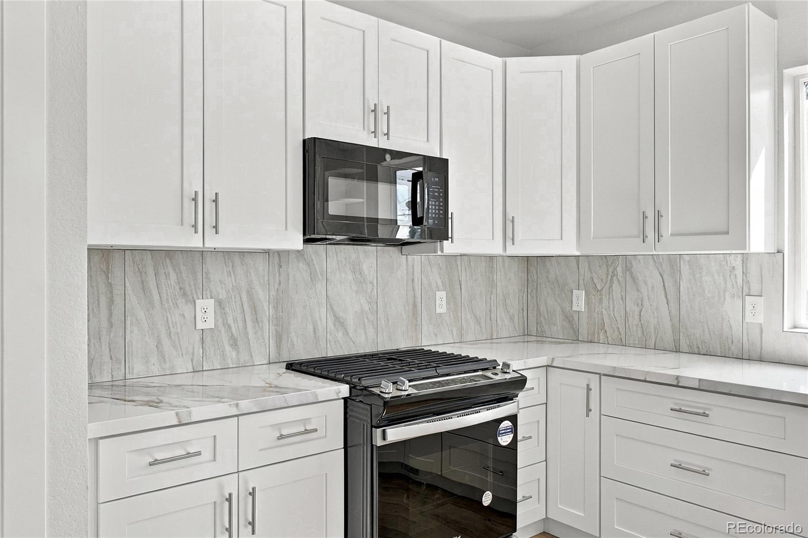 MLS Image #11 for 5483  monaco street,commerce city, Colorado