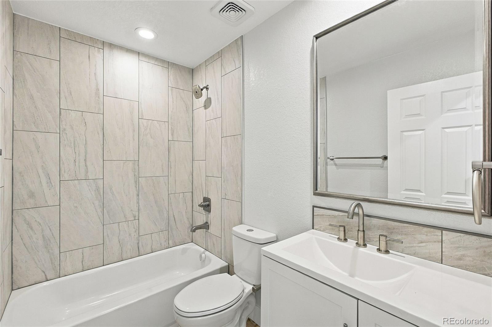 MLS Image #20 for 5483  monaco street,commerce city, Colorado