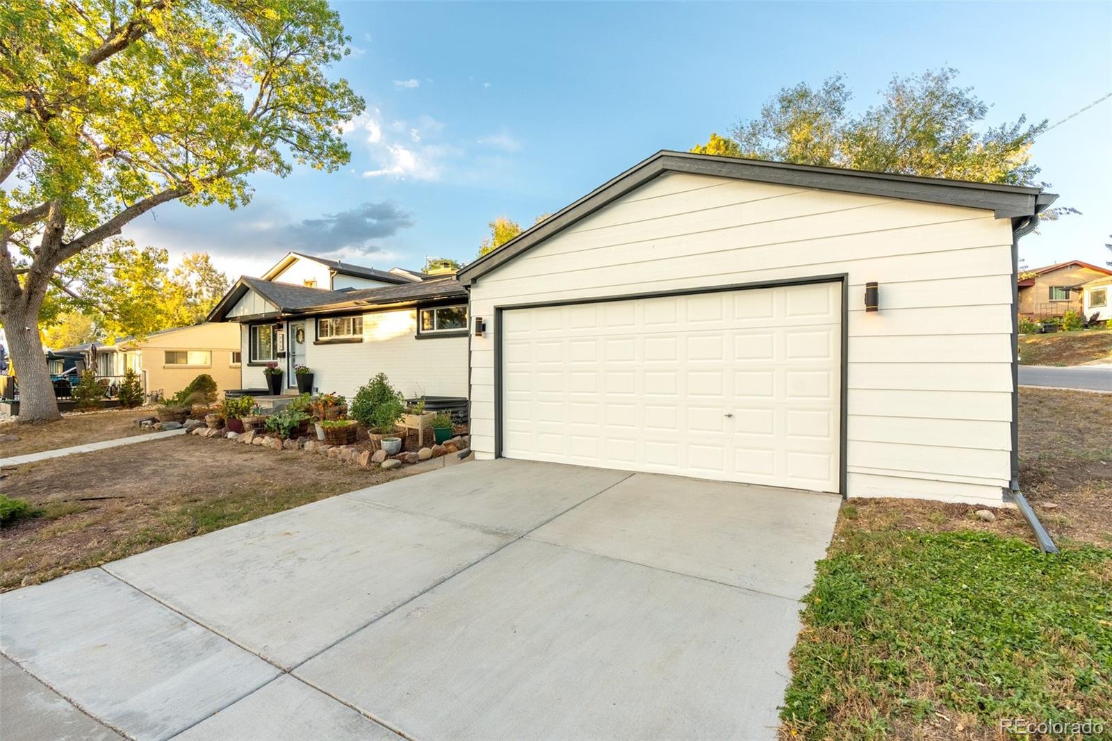MLS Image #41 for 705 w nassau way,englewood, Colorado