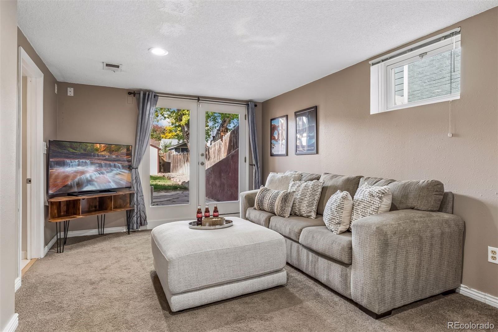 MLS Image #20 for 2013 s corona street,denver, Colorado