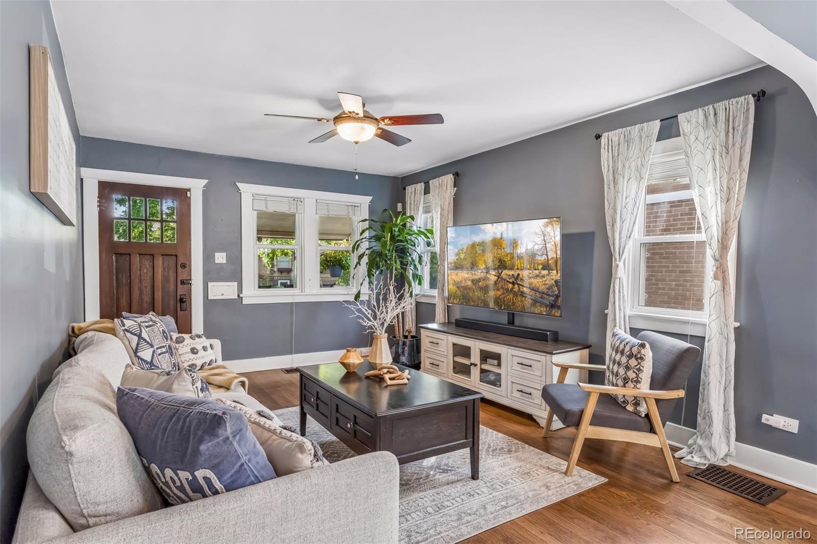 MLS Image #3 for 2013 s corona street,denver, Colorado