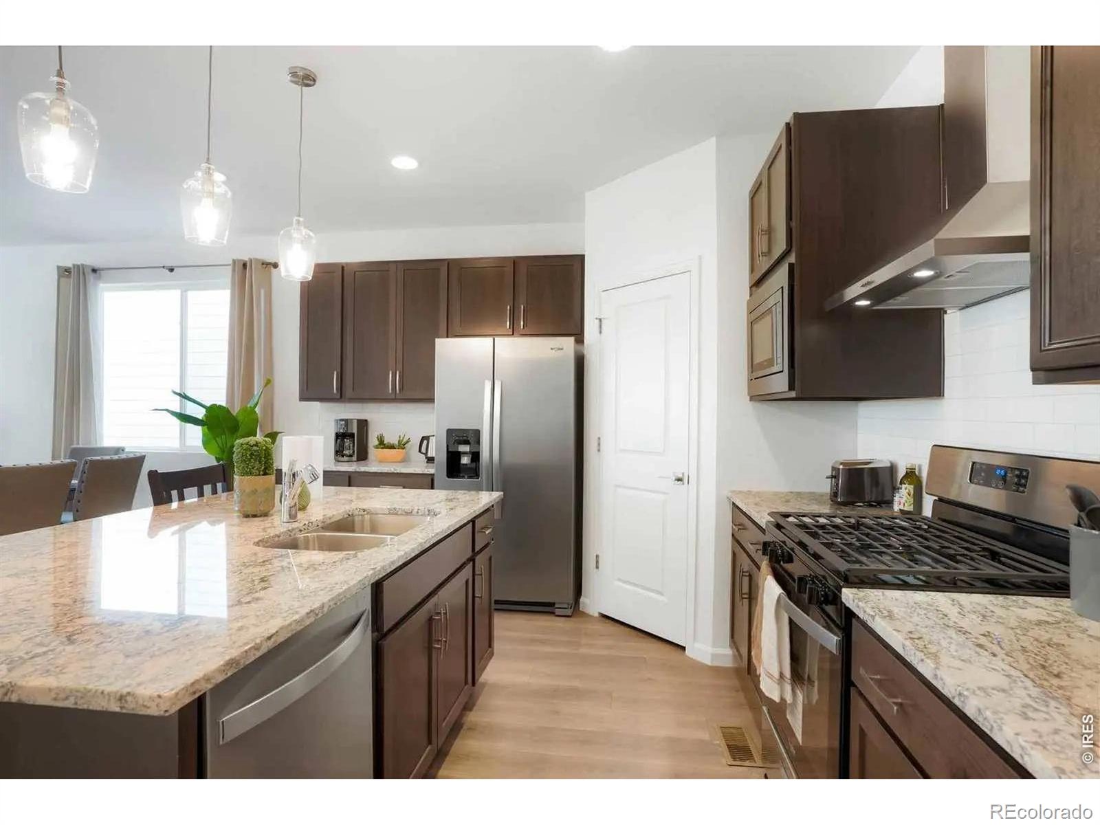 MLS Image #3 for 521  high point drive,longmont, Colorado