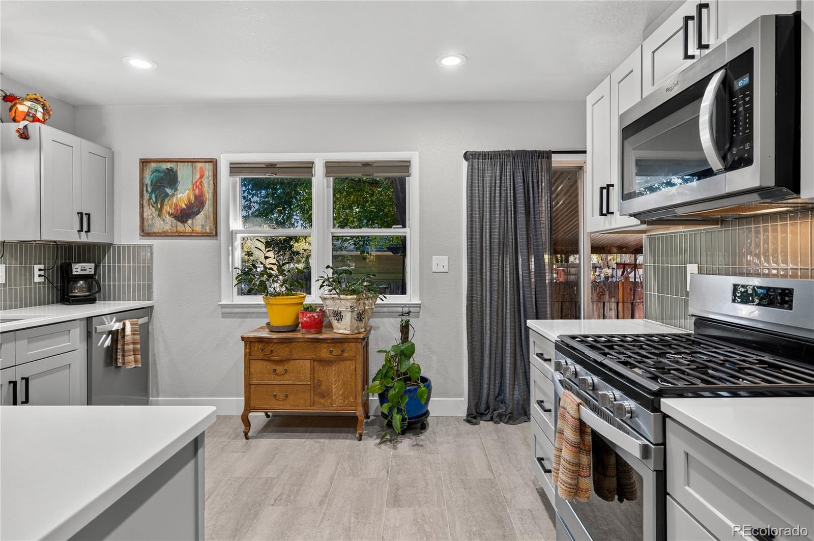 MLS Image #7 for 1004 w 8th street,loveland, Colorado